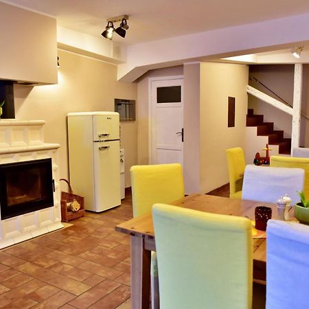 Gosciniec Nowa Wioska Bed and Breakfast Wałbrzych Εξωτερικό φωτογραφία