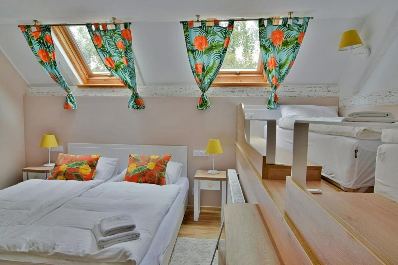 Gosciniec Nowa Wioska Bed and Breakfast Wałbrzych Εξωτερικό φωτογραφία