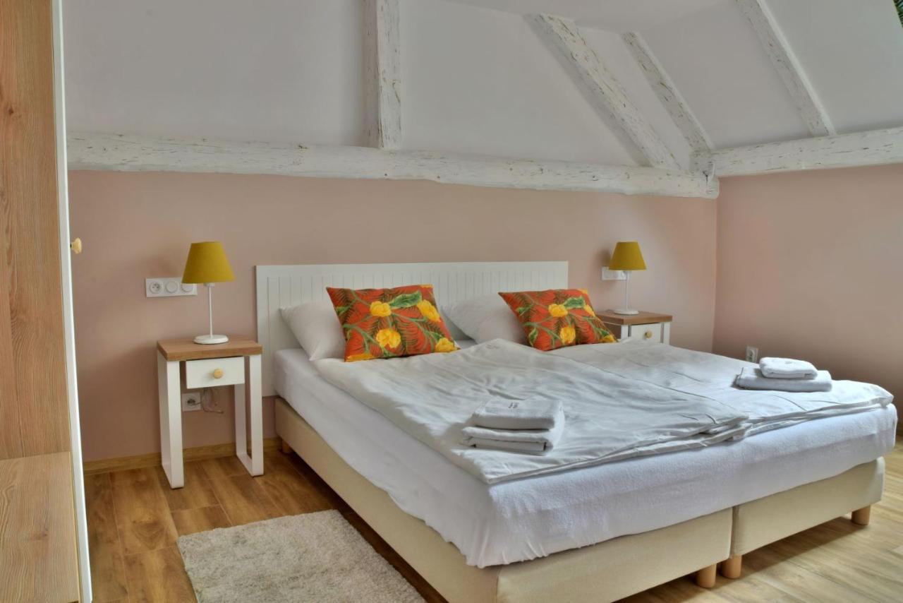 Gosciniec Nowa Wioska Bed and Breakfast Wałbrzych Εξωτερικό φωτογραφία