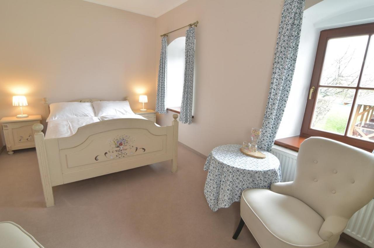Gosciniec Nowa Wioska Bed and Breakfast Wałbrzych Εξωτερικό φωτογραφία