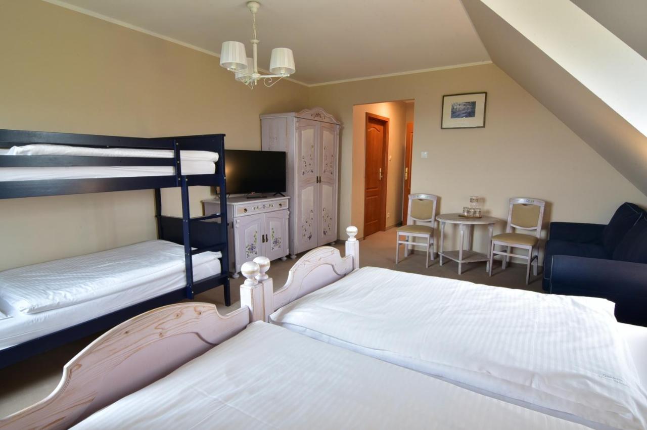 Gosciniec Nowa Wioska Bed and Breakfast Wałbrzych Εξωτερικό φωτογραφία