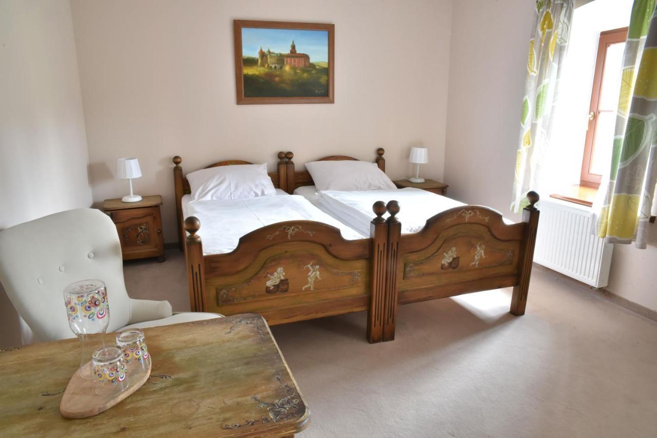 Gosciniec Nowa Wioska Bed and Breakfast Wałbrzych Εξωτερικό φωτογραφία