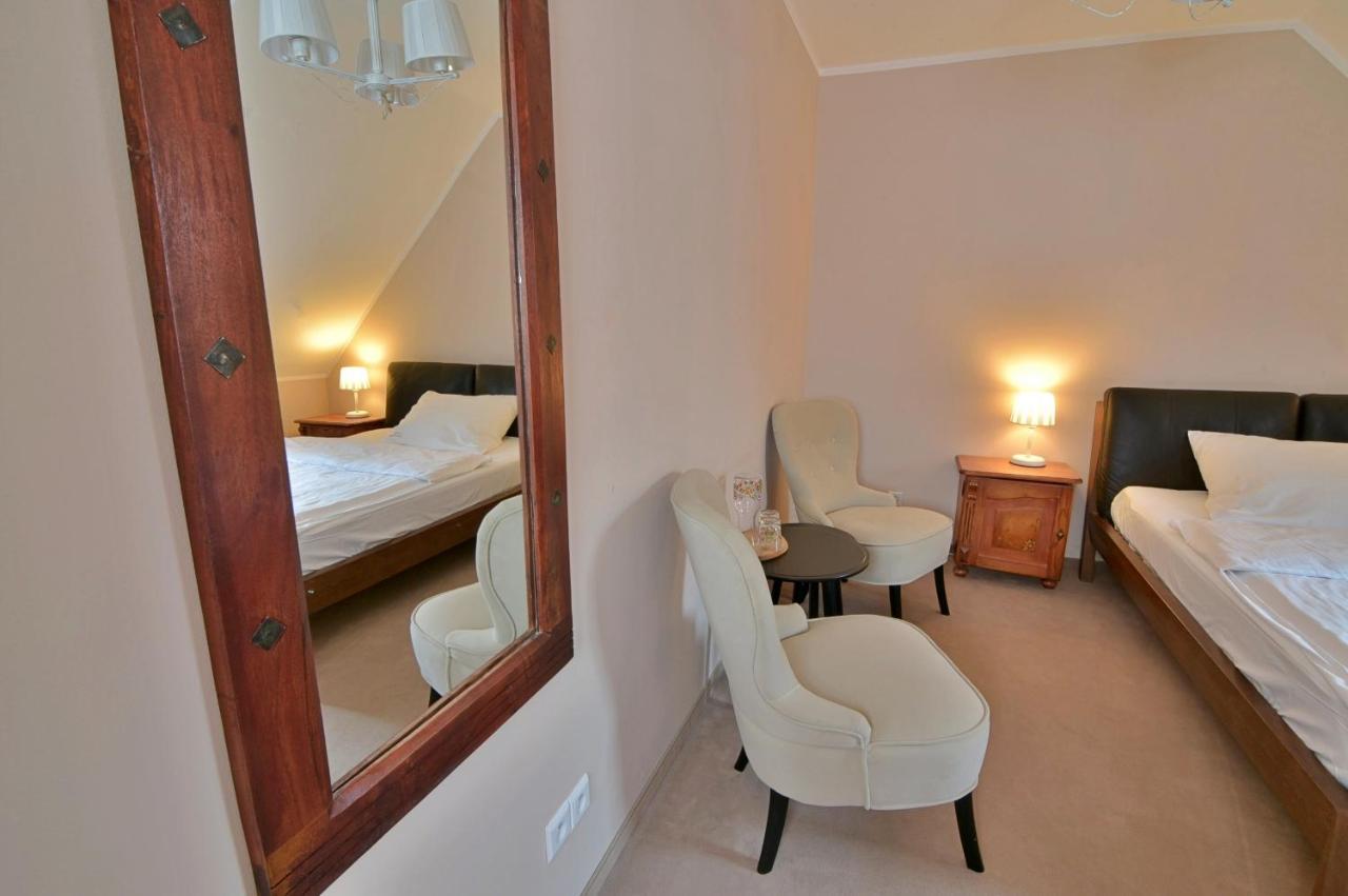 Gosciniec Nowa Wioska Bed and Breakfast Wałbrzych Εξωτερικό φωτογραφία